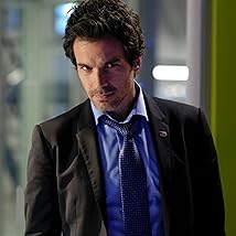 Santiago Cabrera